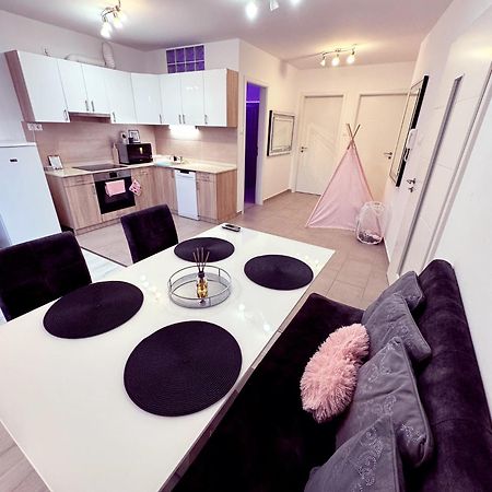 Exclusive Family Apartman Daire Peçuy Dış mekan fotoğraf