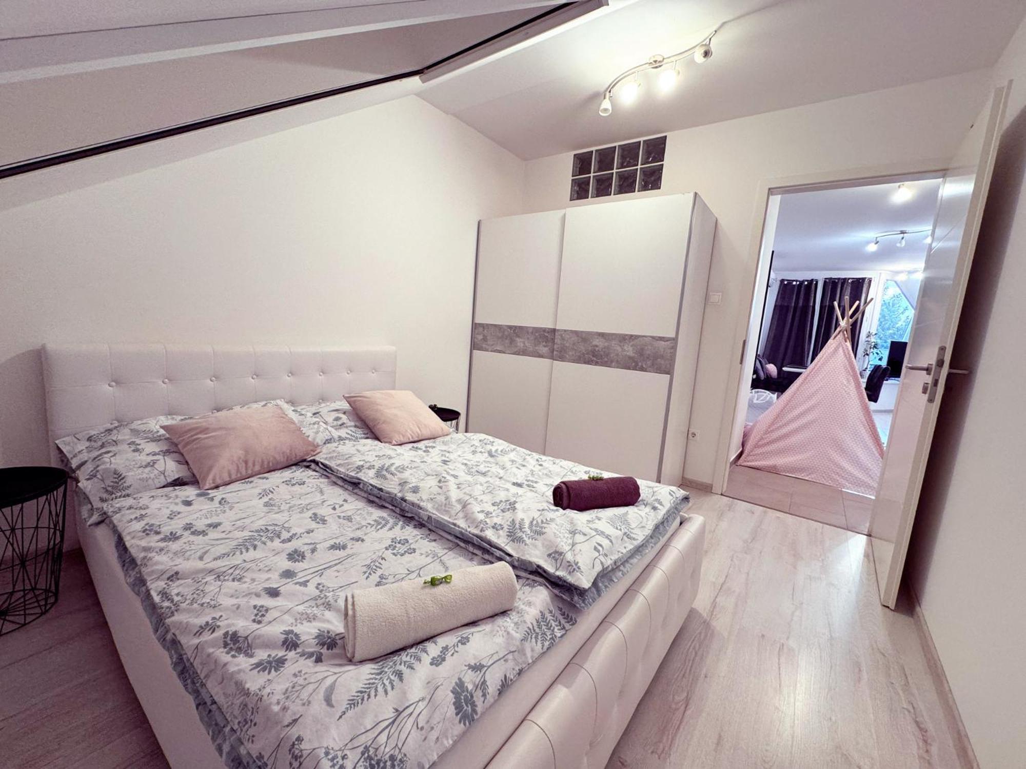 Exclusive Family Apartman Daire Peçuy Dış mekan fotoğraf